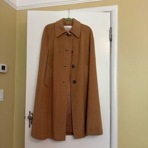 Vintage Camel hair fully lined cape with pockets